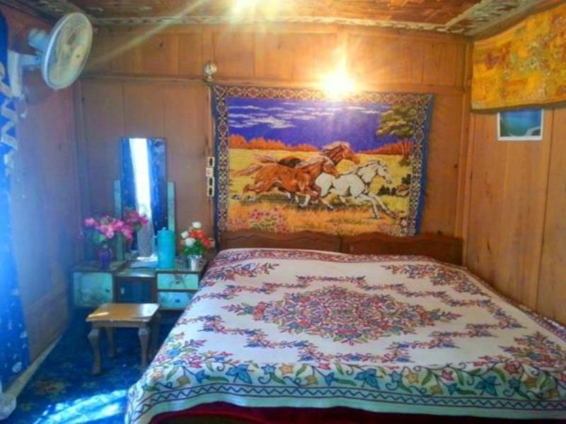 นิว บุล บุล กรุ๊ป ออฟ เฮาส์โบ๊ต Hotel Durgjan ภายนอก รูปภาพ