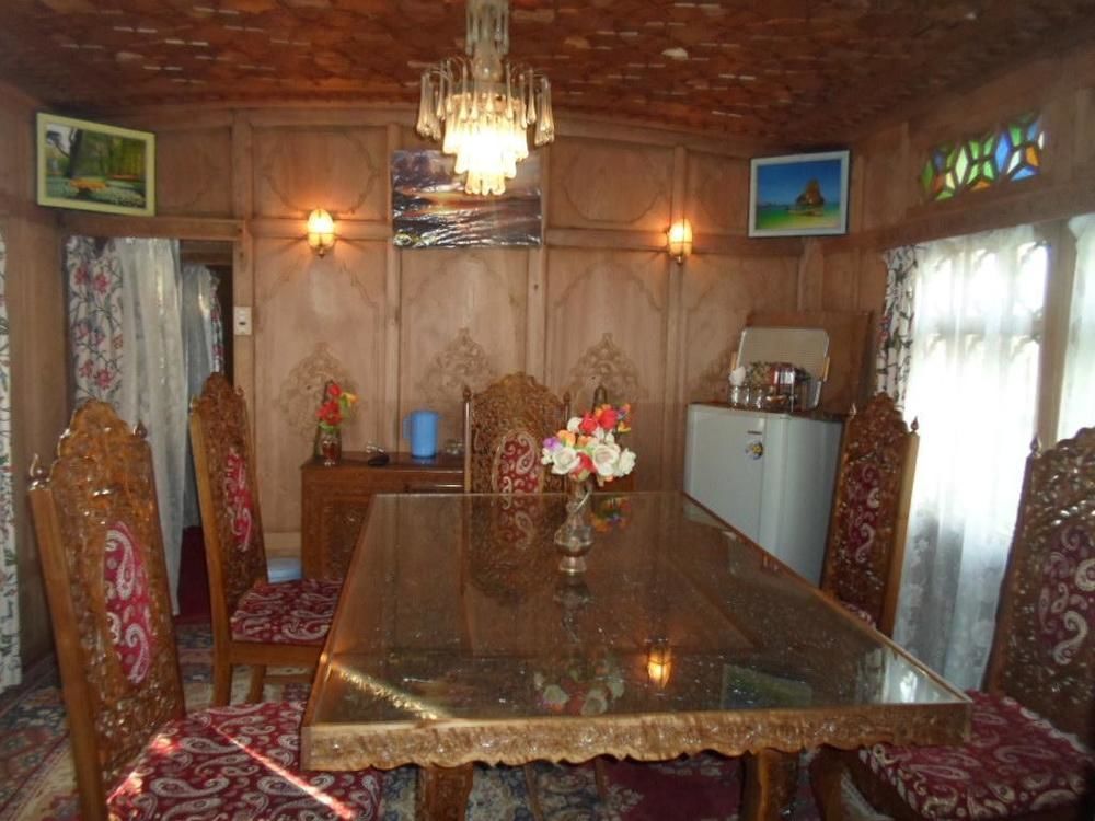 นิว บุล บุล กรุ๊ป ออฟ เฮาส์โบ๊ต Hotel Durgjan ภายนอก รูปภาพ